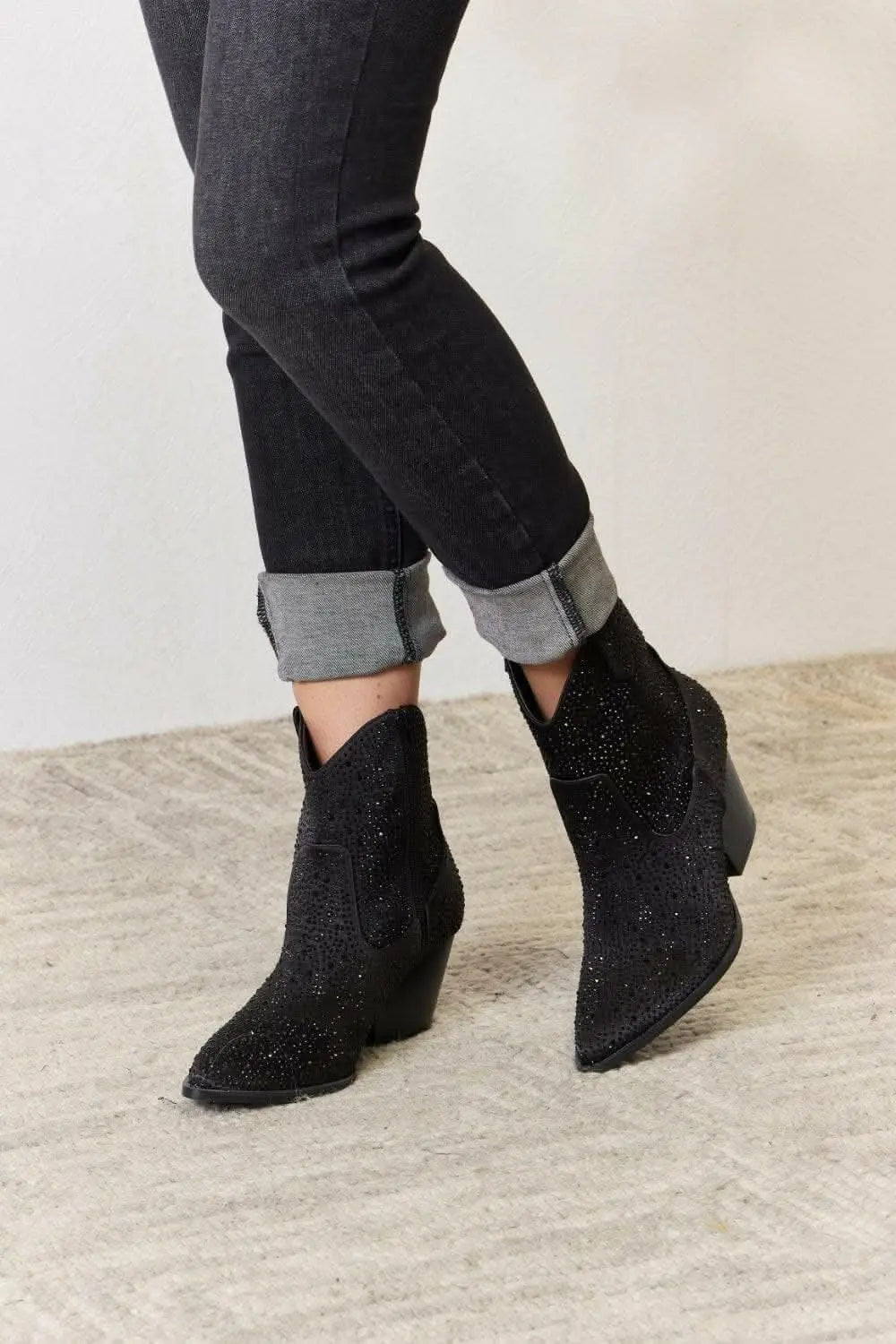 Sparkling Rhinestone Cowgirl Booties with a Touch of Glamour - Love Salve